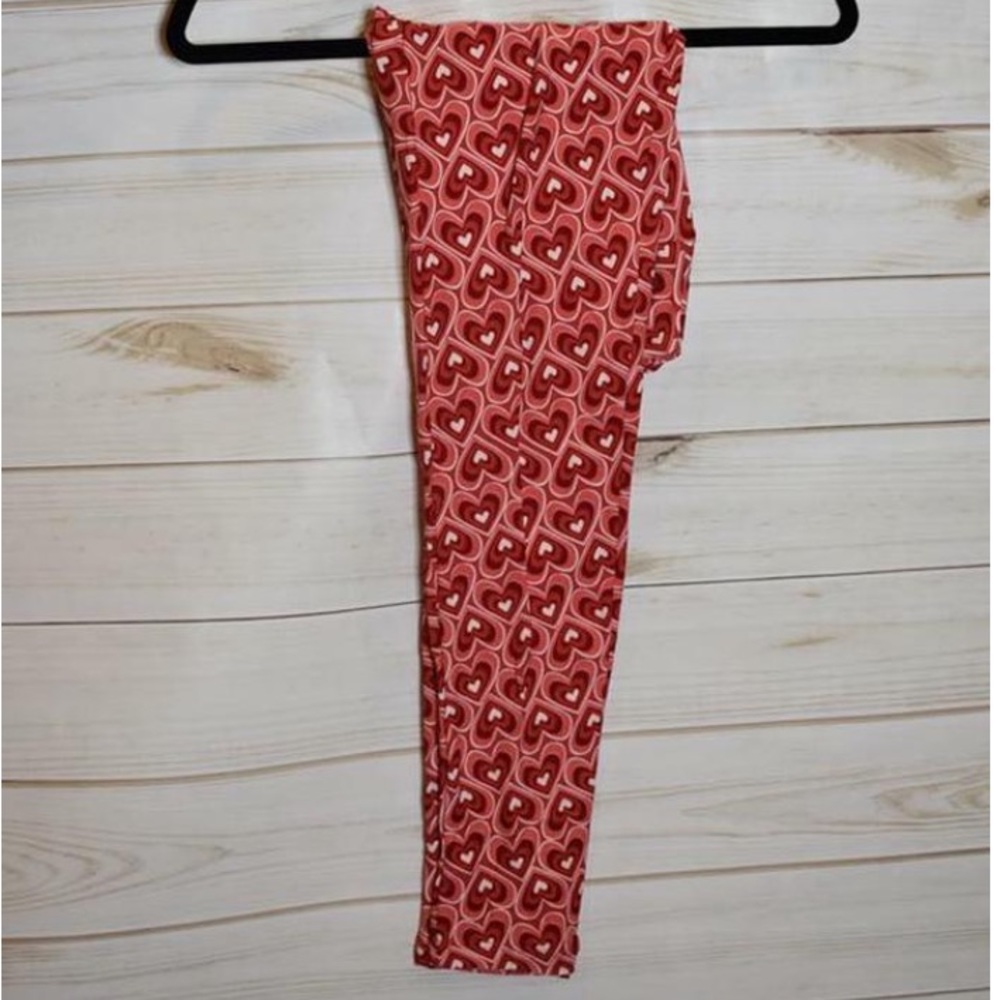 Valentines Lularoe OS leggings